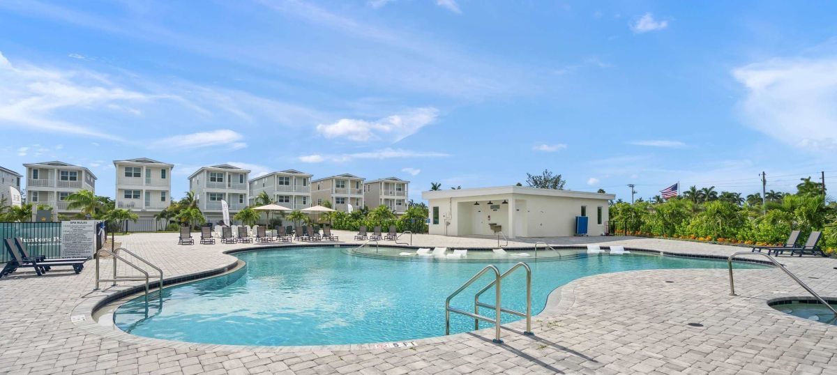 Hunters Point Resort & Marina